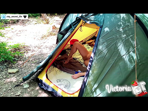 ❤️ Nakuha sa camera Madamdaming haltak off Stranger in a tent ❤️❌ Porno fb sa porn tl.xxxner.ru ﹏