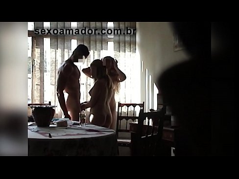 ❤️ Inimbitahan ng mga sex friends ang isang higanteng lalaki at isang threesome kasama niya ❤️❌ Porno fb sa porn tl.xxxner.ru ﹏