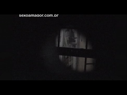 ❤️ Si Blondie ay lihim na nakunan ng video ng isang voyeur ng kapitbahayan na nakatago sa likod ng mga guwang na brick ❤️❌ Porno fb sa porn tl.xxxner.ru ﹏